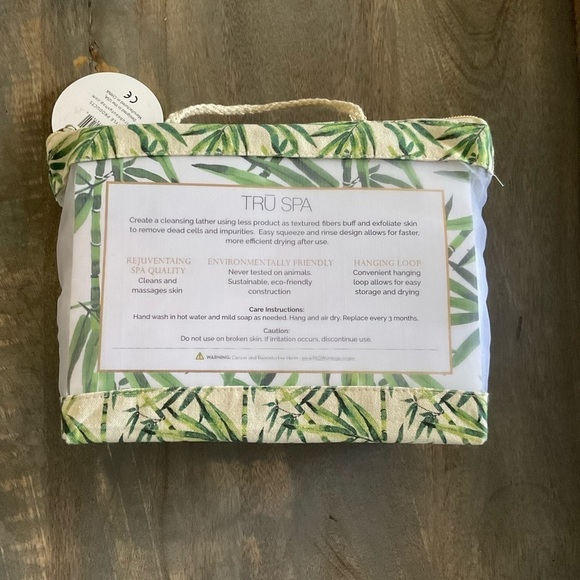 TRU SPA Bamboo 2 PK Sponges With Reusable Bag - Picture 2 of 4
